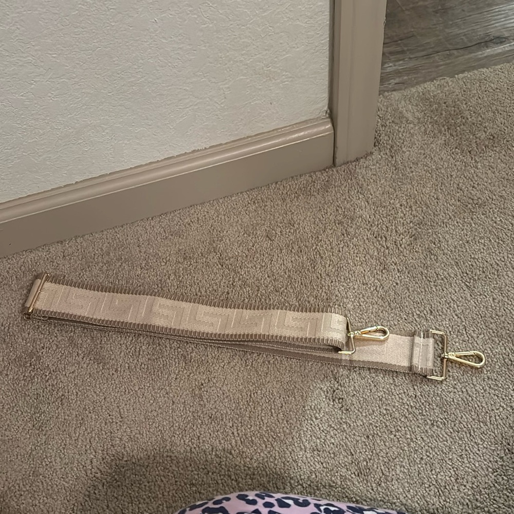 Adjustable purse strap
